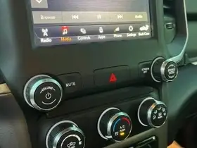 2019  Ram 1500 Crew Cab - Image 17