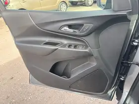 2023  CHEVROLET EQUINOX - Image 13