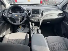 2023  CHEVROLET EQUINOX - Image 10