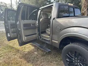 2010  Ford F150 - Image 10