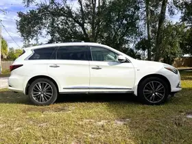 2017  INFINITI QX60 - Image 17