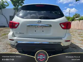 2017  Nissan Pathfinder - Image 11